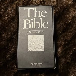 THE BIBLE (IN AUDIO) N1KJV (Vintage)